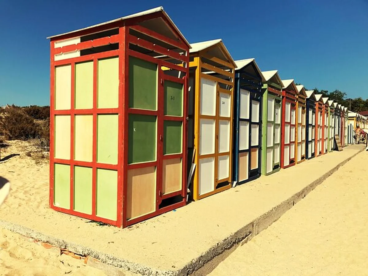 Zbudowana budowla na plaży